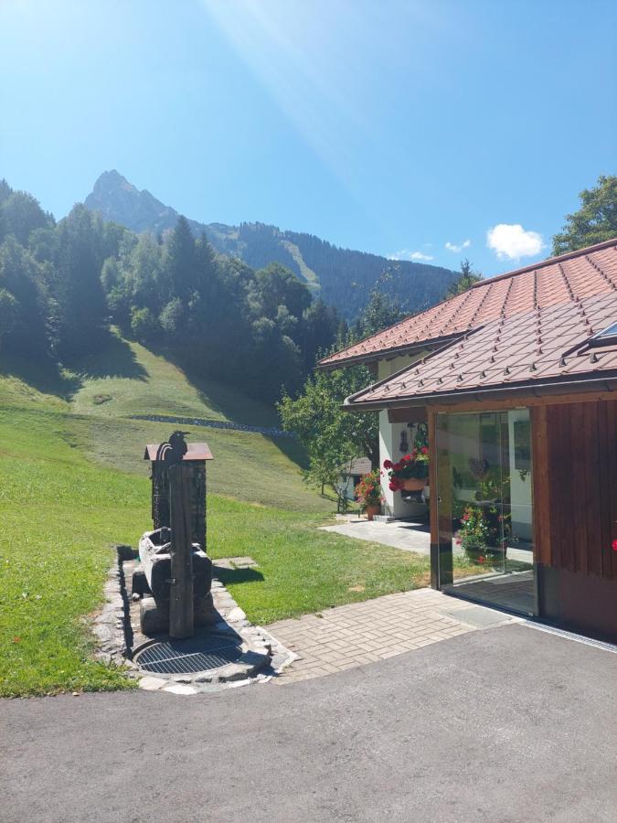 Bergmomente Montafon Ferienhaus Bitschweil Vila Tschagguns Exterior foto