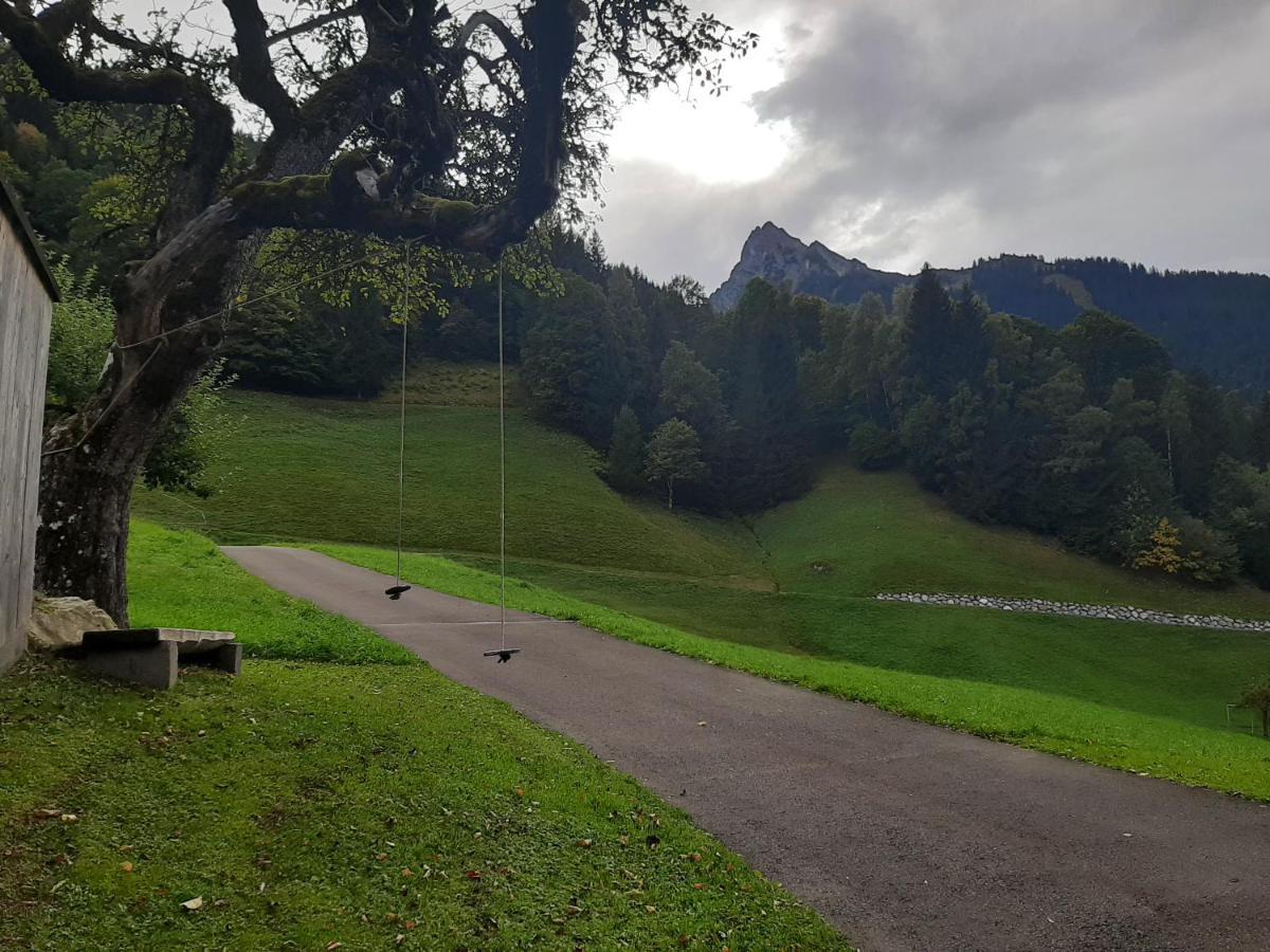 Bergmomente Montafon Ferienhaus Bitschweil Vila Tschagguns Exterior foto